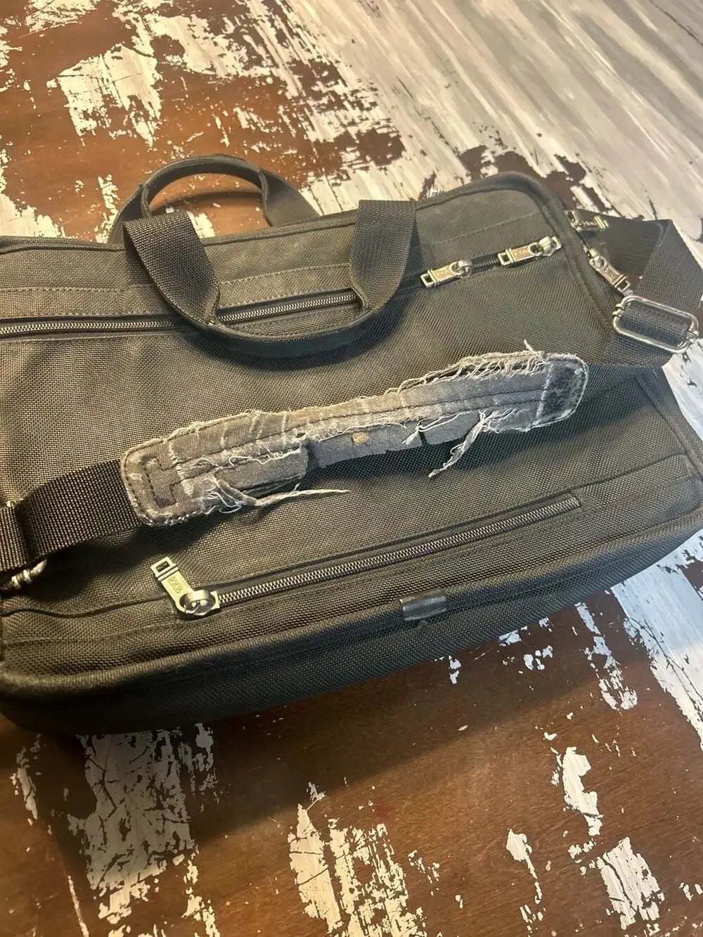 Tumi Alpha Expandable Organizer Laptop Briefcase 26031D4 Black Ballistic Nylon
